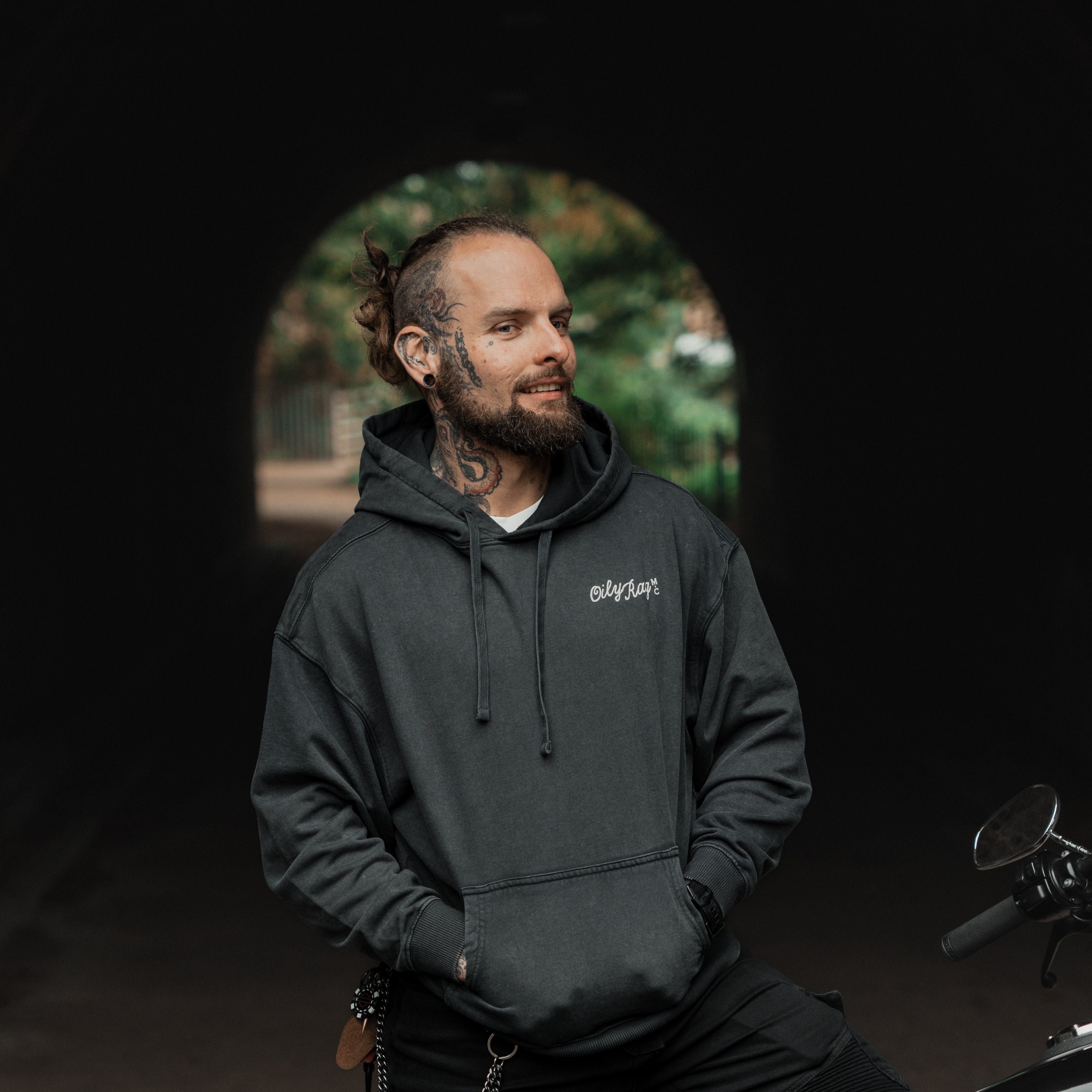 Flame & Fury Oversive Hoodie - Vintage Black